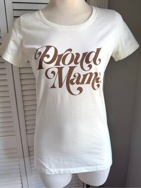 S🐝 The Bee & the Fox Proud Mama Scoop Neck Short Sleeve Cream Brown Tee Shirt